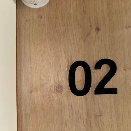 ולנסיה The Pod Suite Hostel Village מראה חיצוני תמונה