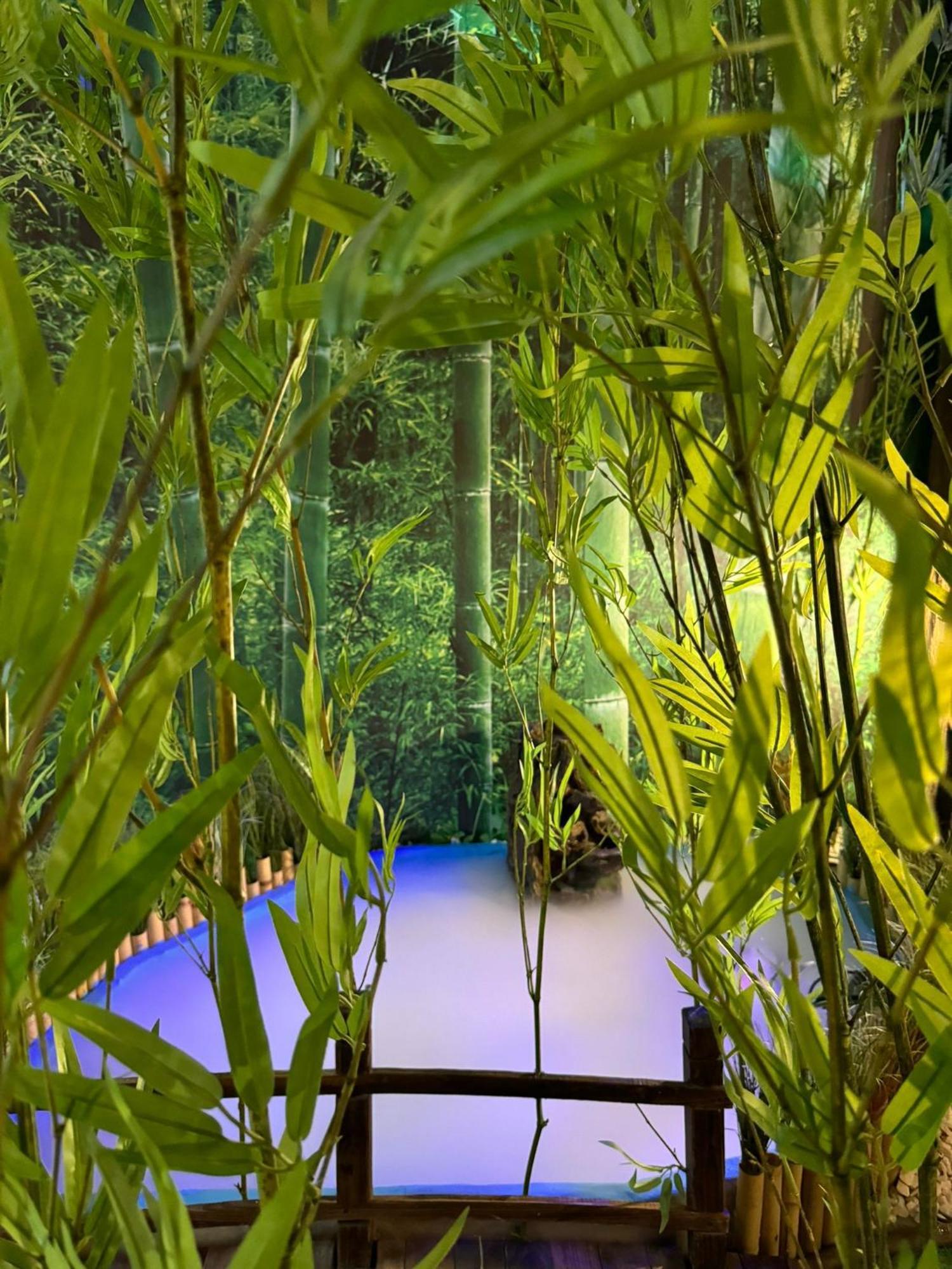 ולנסיה The Pod Suite Hostel Village מראה חיצוני תמונה